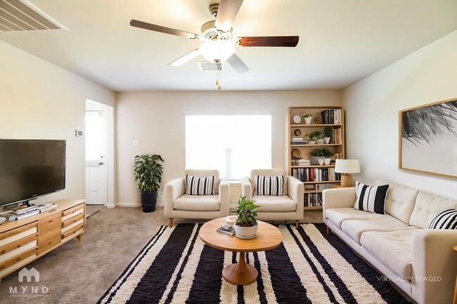 Building Photo - 26848 Steinbeck Dr