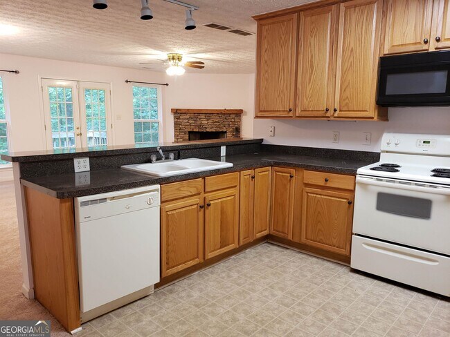 Foto del edificio - 129 Country Rd