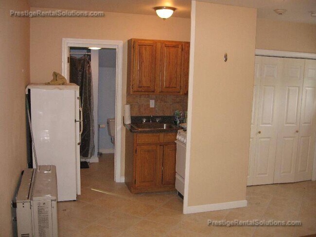Foto del edificio - 763 Truman Pkwy