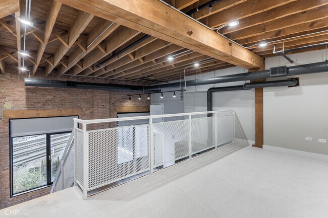 Foto del edificio - 729 N Sangamon St