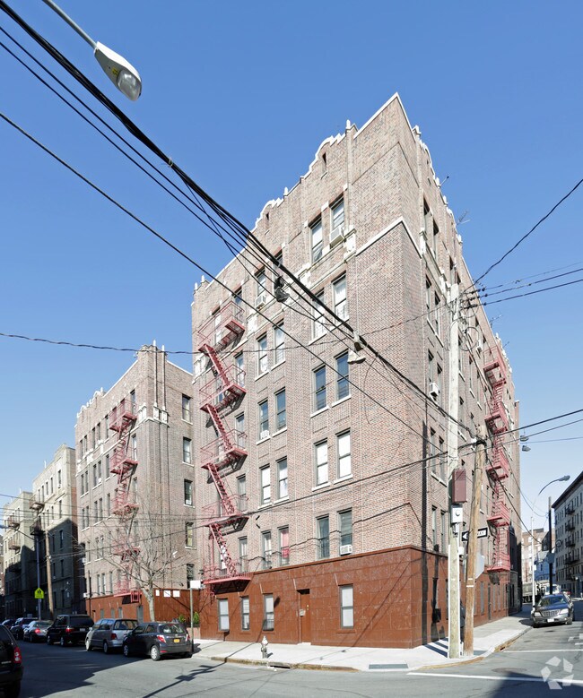 27352737 Marion Ave Bronx, NY 10458 Rentals Bronx, NY