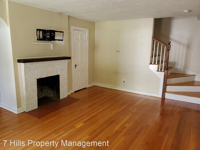 Building Photo - 3 br, 2 bath House - 7 Monmouth Ave.