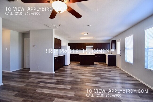 Building Photo - 6107 Kingston Ranch San Antonio, TX