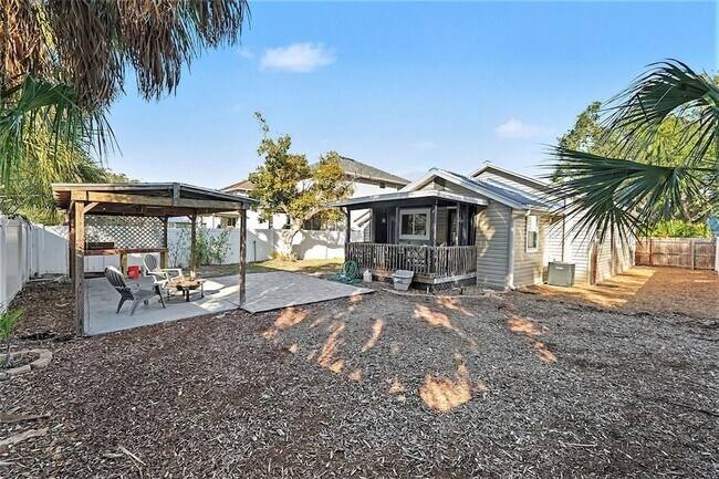 Foto del edificio - 6305 S MacDill Ave