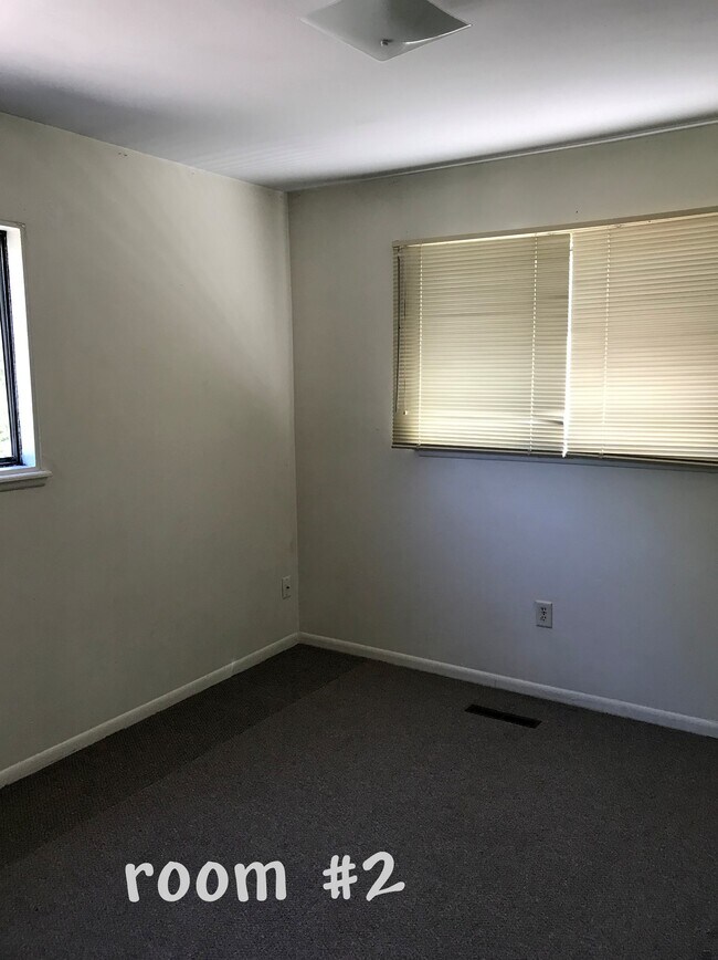 Foto del edificio - 630 Stoddard Ave