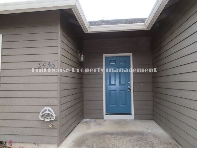 Building Photo - 3440Arrowhead