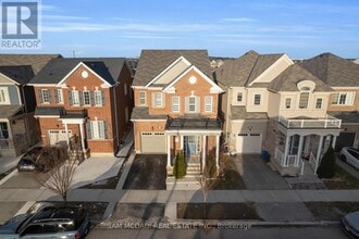 Building Photo - 1395 Chretien St