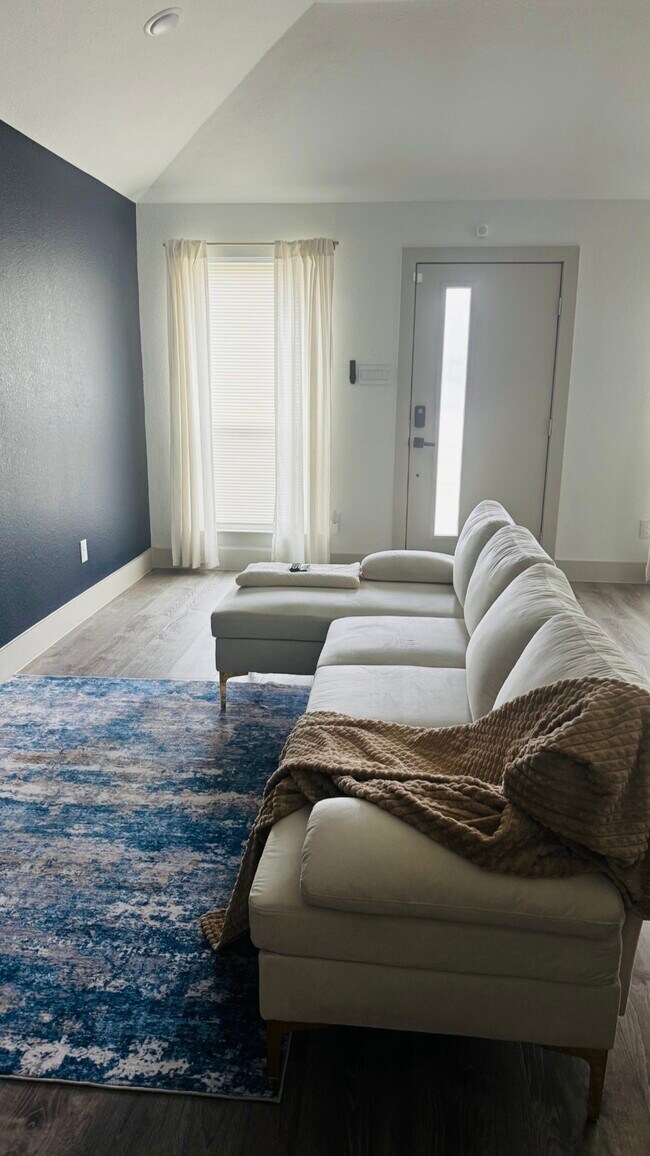 Foto del edificio - 9001 Nyssa St