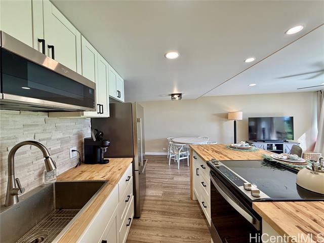 Foto del edificio - 87-561-561 Farrington Hwy
