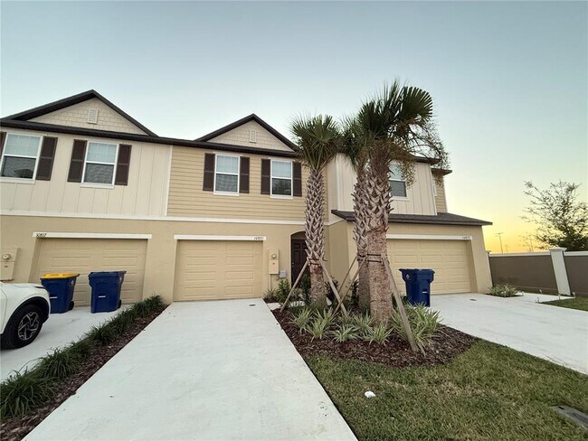 Foto del edificio - 10821 Ironwood Tree Wy