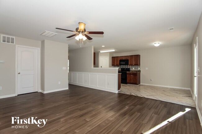 Foto del edificio - 1544 Pecan Ln