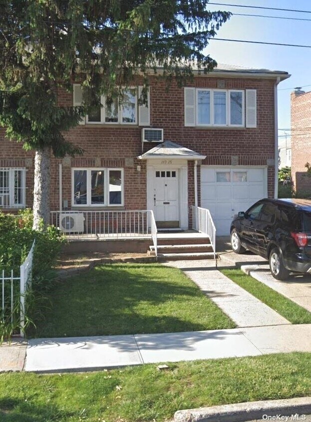 Foto principal - 149-19-149-21 21st Ave