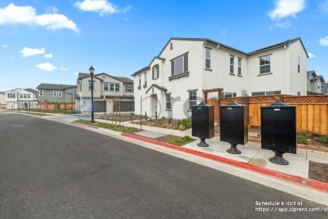 Building Photo - 67 W San Francisco Dr