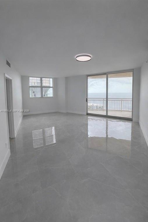 Foto del edificio - 2475 Brickell Ave