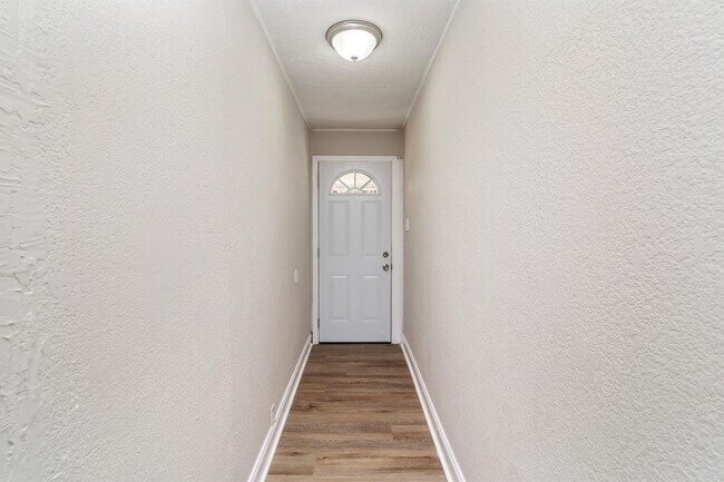 Building Photo - 3406 McPherson St