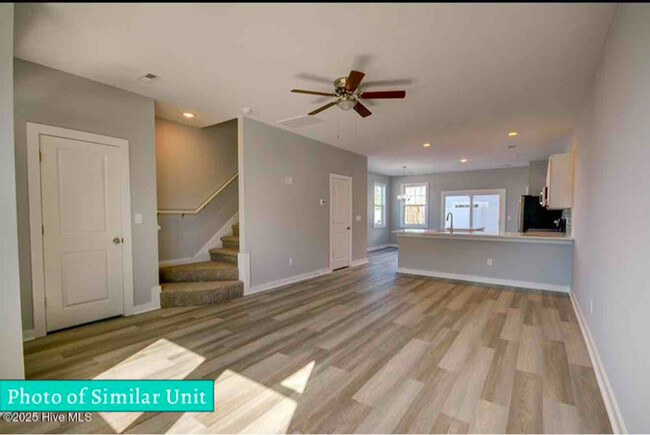 Foto del edificio - 401 Sunfish LN