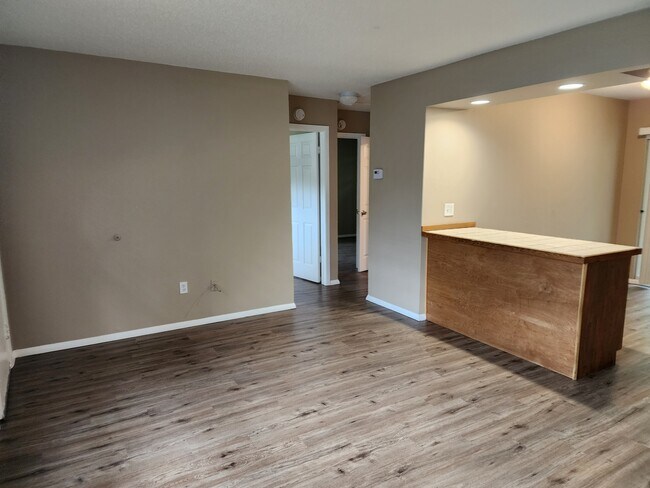 Building Photo - 3271 S Alabama Ave