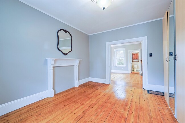 Building Photo - 24 Morrill St