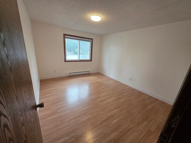 Foto del edificio - 3110 S 216th St