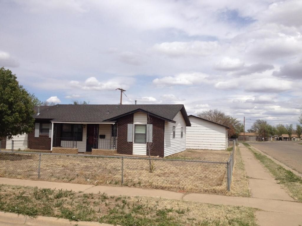 Foto principal - 1013 Tennant St