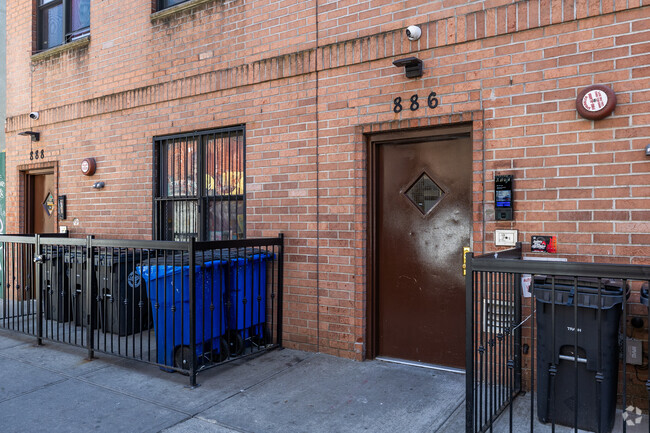 Building Photo - 886-888 Myrtle Ave