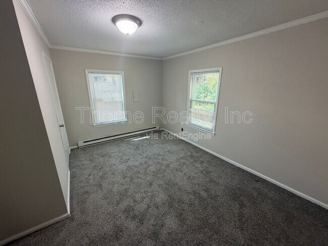 Foto del edificio - 702 E Phillips St