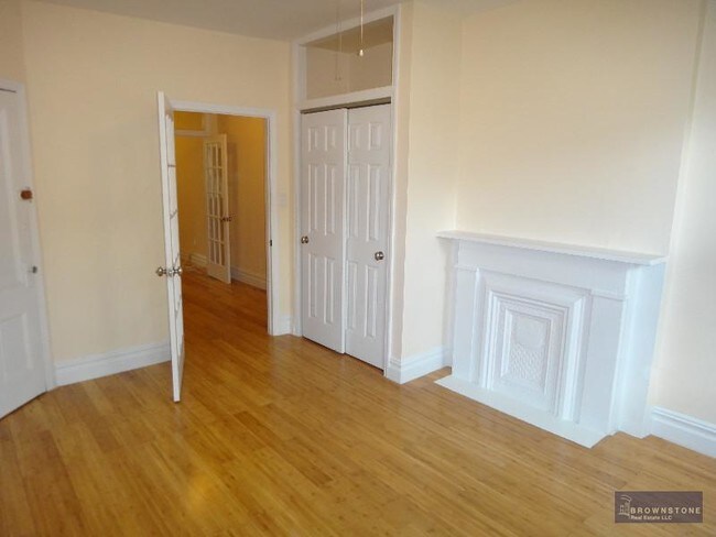 Building Photo - 177 8th St