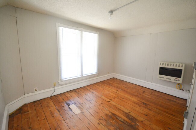 Foto del edificio - 606 2nd Ave NW