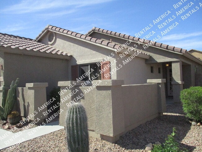 Building Photo - 1364 E Martha Dr