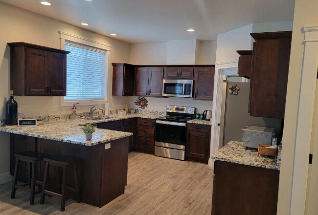 Foto del edificio - 1550 N Western Ave