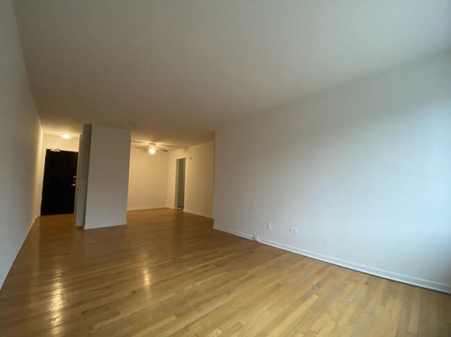 Photo - 1 bedroom in Chicago IL 60657 Apartment