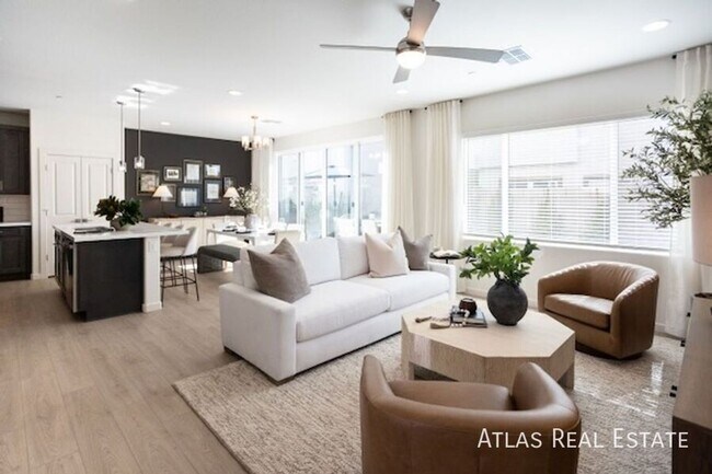 Foto del edificio - 2369 N 79th Pl