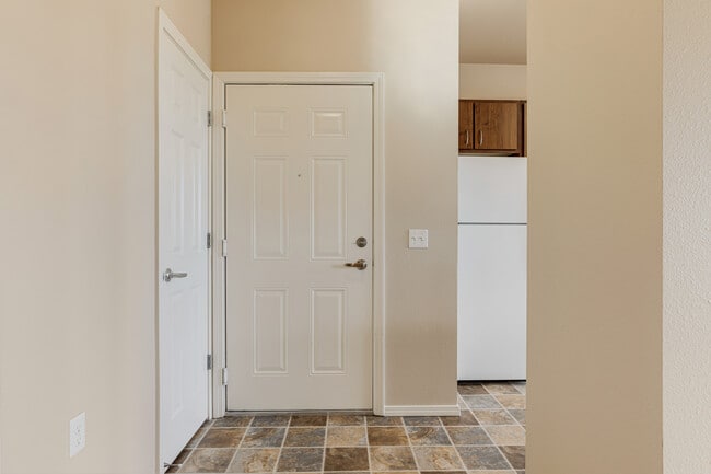 Foto del edificio - Hawks Point Apartments