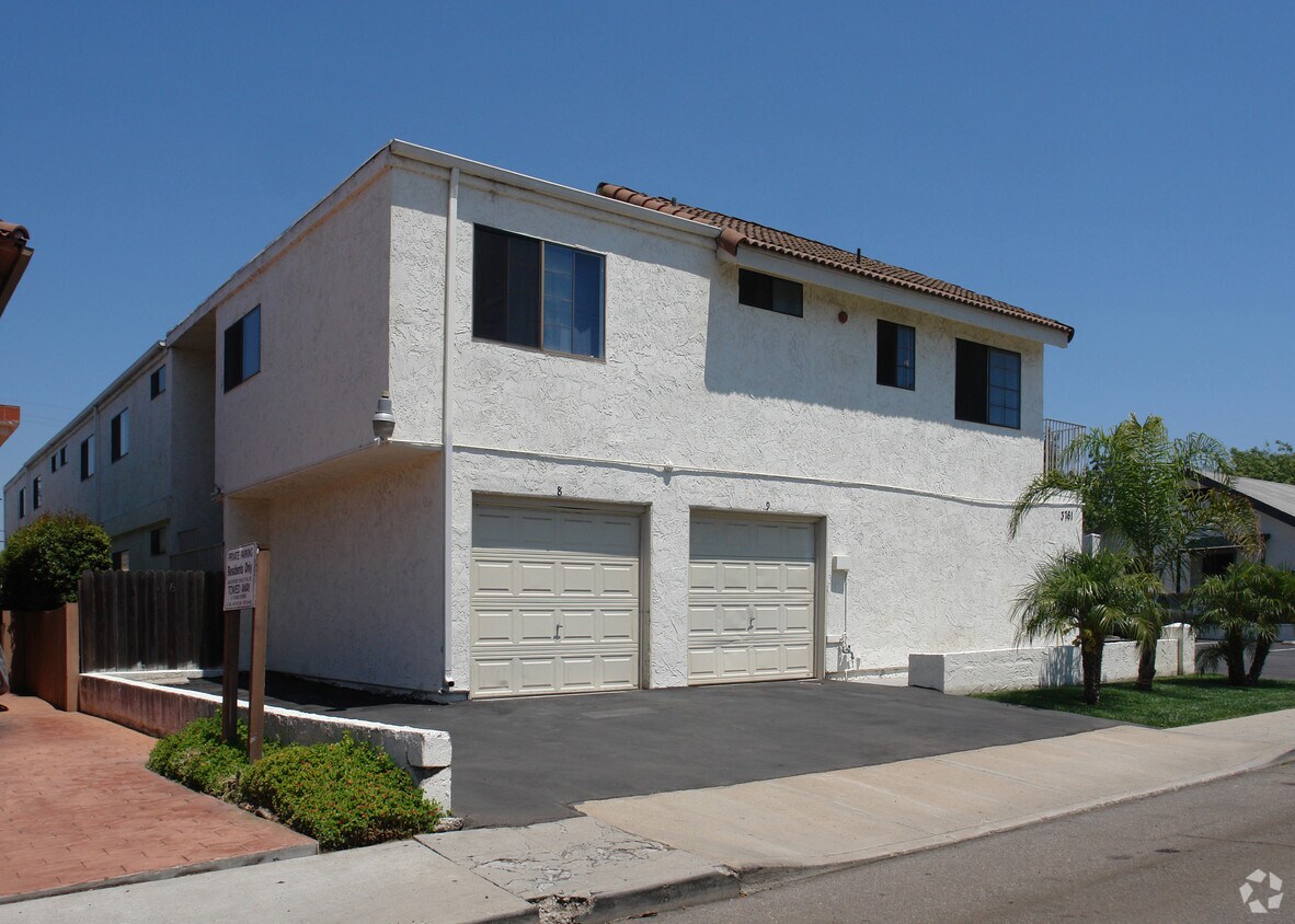 Building Photo - 3761 Boundary St