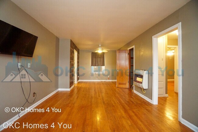 Building Photo - 2 br, 1 bath House - 2929 NW 33rd Street
