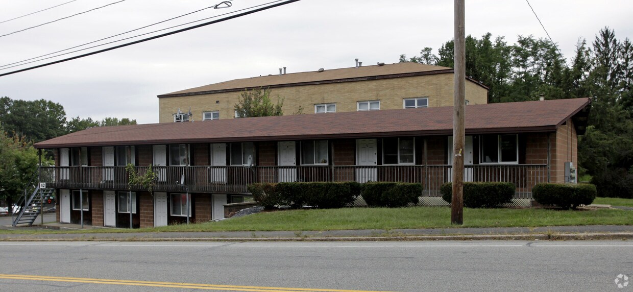 42 Congers Rd, New City, NY 10956 Apartments in New City, NY