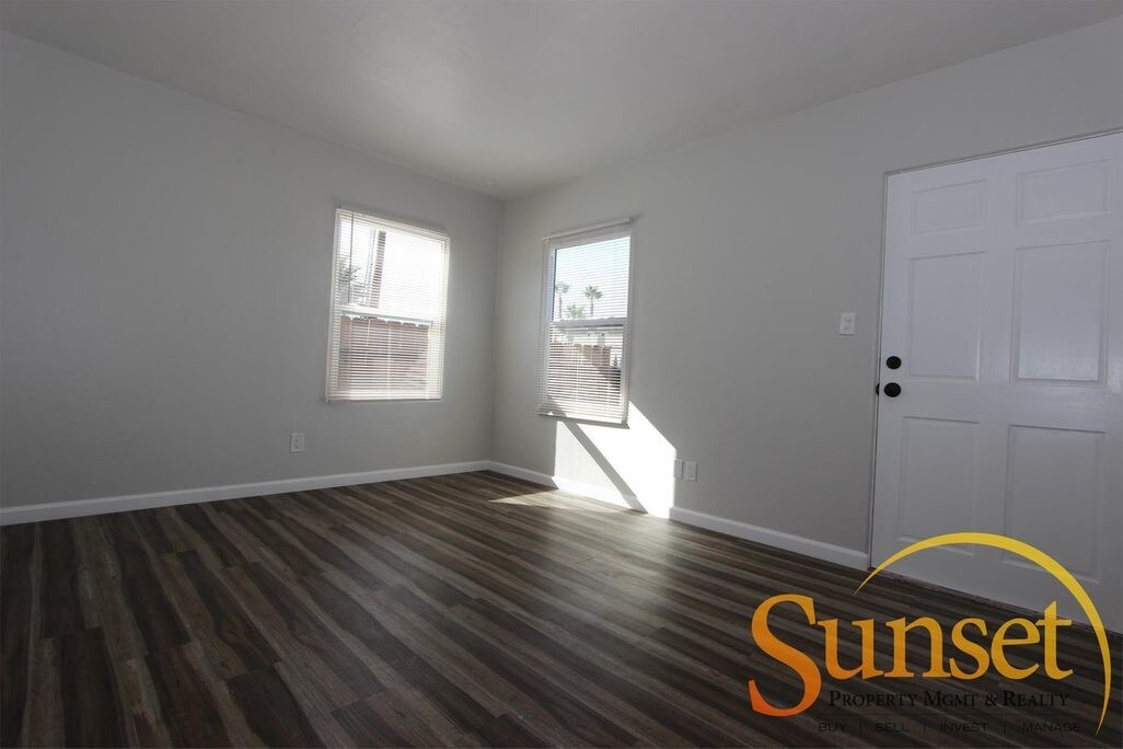 Foto principal - 4065-4069 Orange Ave