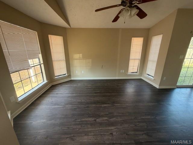 Foto del edificio - 138 Cedar Ct