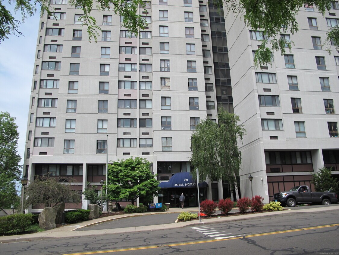 Foto principal - 60 Strawberry Hill Ave