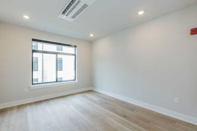 Interior Photo - Cricket Flats & Shops