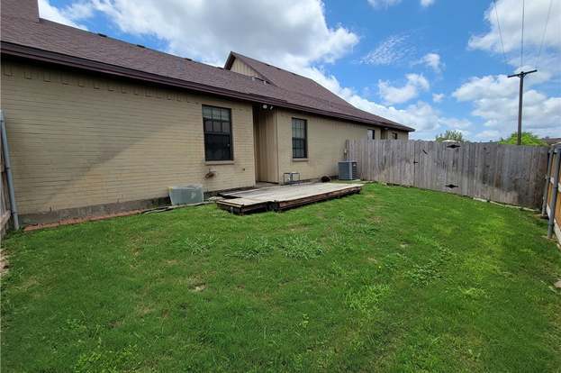 Building Photo - 3219 Sergeant Dr