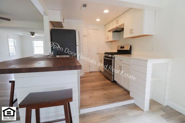 Building Photo - 5810 S 510 E