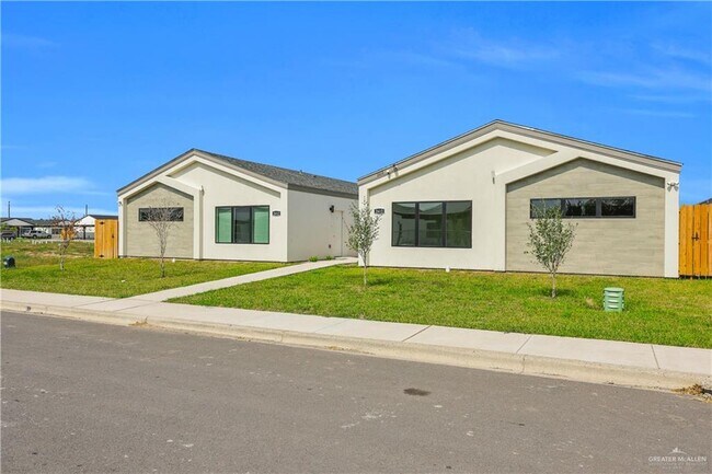 Foto del edificio - 23 Robin Rd