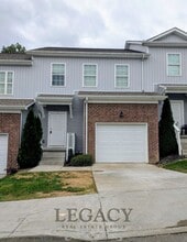 Building Photo - 612 Pippin Dr