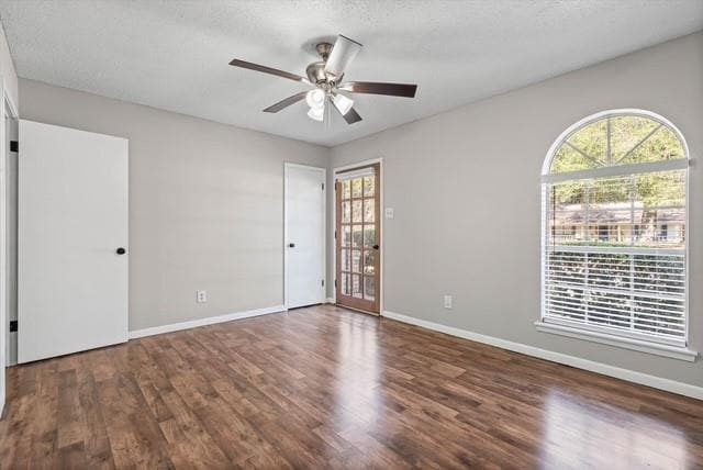 Building Photo - 7411 Wigfield Rd