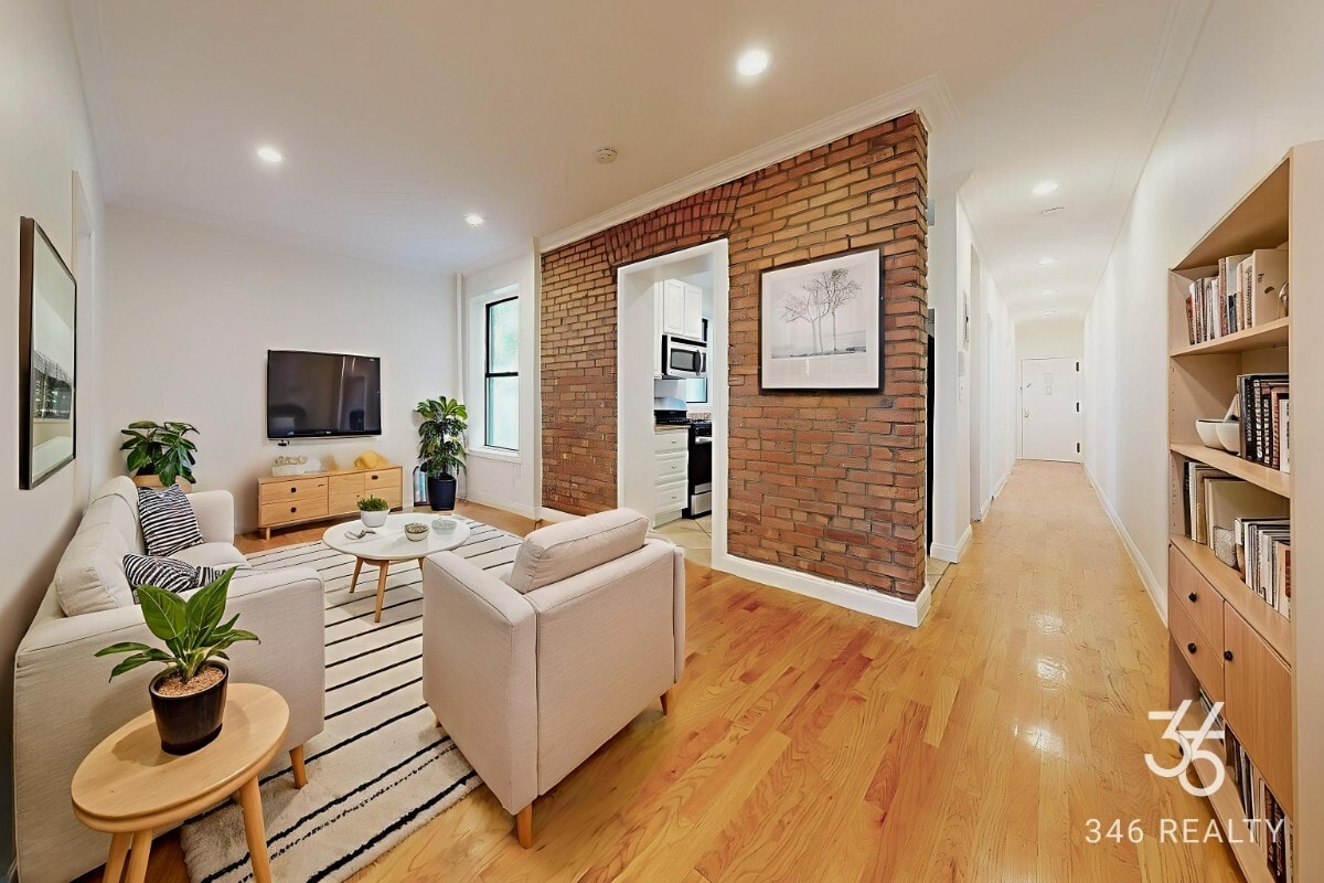 West 147th Street - West 147th Street