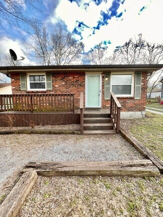 Building Photo - 252 Robinwood Ave