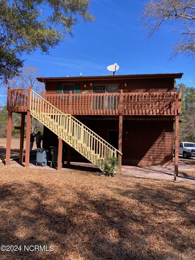 Primary Photo - 175 Tobacco Rd