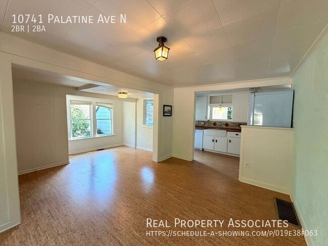 Building Photo - 10741 Palatine Ave N