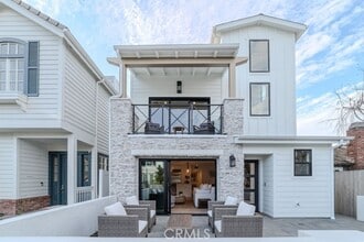 Building Photo - 603 Acacia Ave